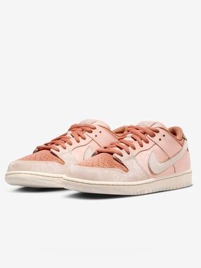Nike SB Dunk Low Pro Trocadéro Gardens Sneakers FV5926-200 Men’s 6.5 Women’s 8